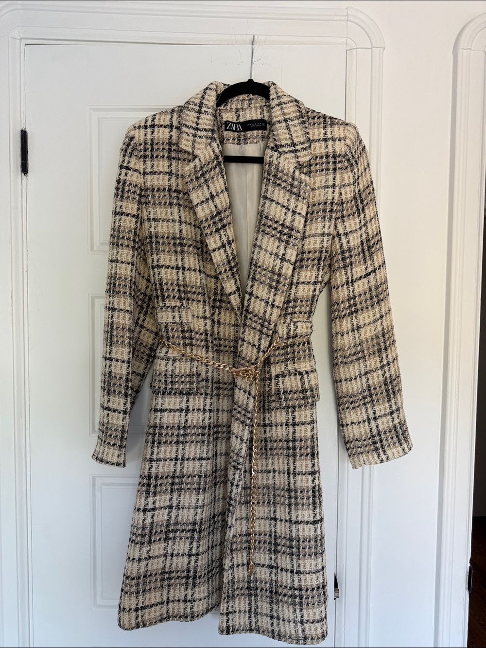 Zara Cream and Black Plaid Tailored Trench Coat with Chain Belt